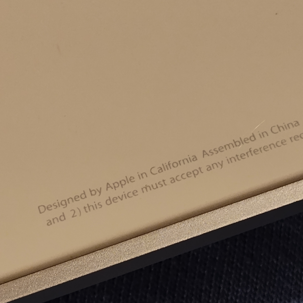 Like-New APPLE Wireless Keyboard - Picture 7 of 9